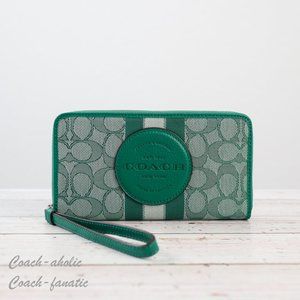 NWT Coach C9073 Dempsey Phone Wallet In Signature Jacquard With Stripe And Patch